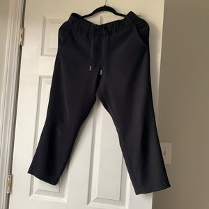 Lululemon on the fly, sz 6 black